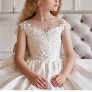 Girls pageant dress.